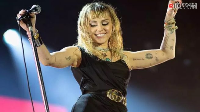 Miley Cyrus no duda en meterse en la guerra de Nicki Minaj y Cardi B