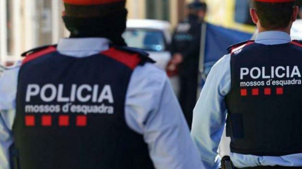 Mossos d’Esquadra.