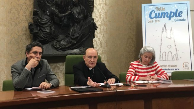 El arzobispo de Burgos, Fidel Herráez, en rueda de prensa anunciando la celebración del Año Jubilar con motivo de los 800 años de la catedral de Burgos. Foto: EP