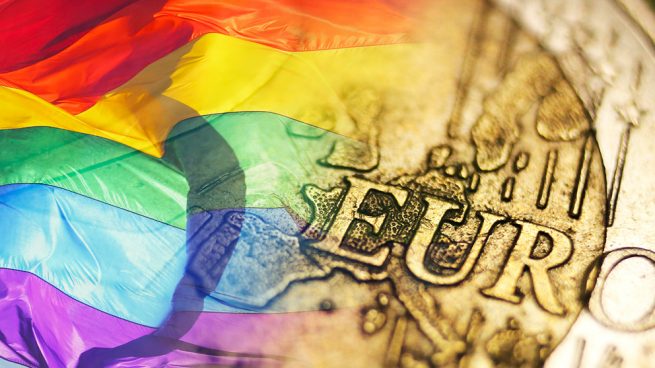 Un vicepresidente homosexual demanda a este gran banco por discriminación: «¿Actúas así porque eres gay?»