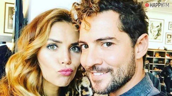 David Bisbal y Rosanna Zanetti comparten imágenes del bautizo de su primer hijo en común