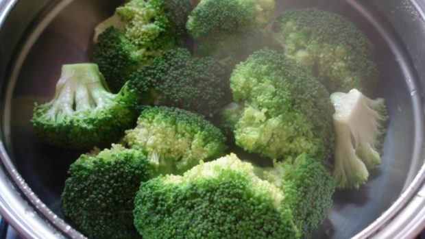 Nuggets de brócoli, receta para comer verdura fácilmente