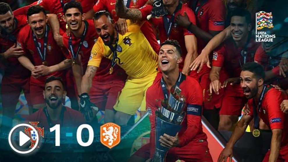 Cristiano Ronaldo levanta el trofeo de campeón continental que le faltaba.