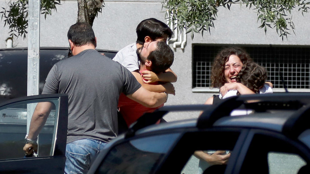 Familiares de las víctimas del tiroteo en Aranjuez