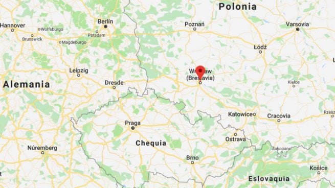 Apuñalan a un cura en el pecho dentro de una iglesia de Polonia