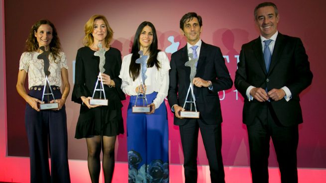 José María Álvarez-Pallete y Belén Garijo reciben el premio de la AED a mejor directivo del año