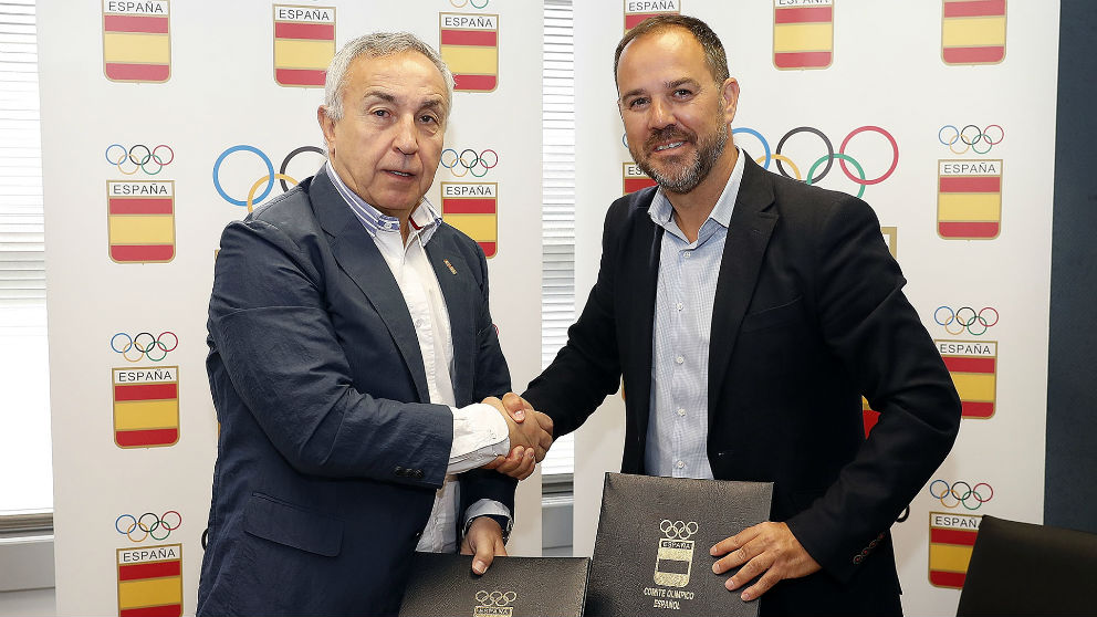 Alejandro Blanco renovó su cooperación con la Comunidad de Madrid.