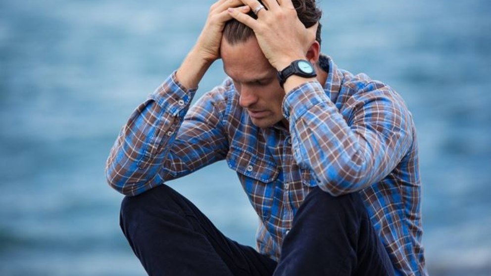 La ansiedad puede estar provocada por un problema importante de estrés.