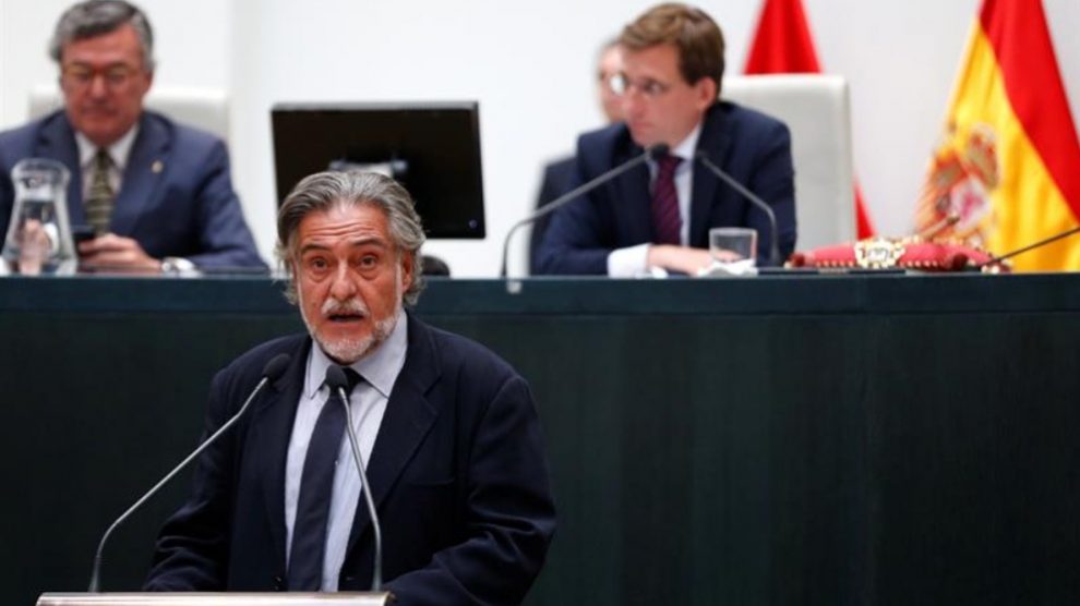 Pepu Hernández durante su intervención en el Ayuntamiento de Madrid (Foto: EFE)
