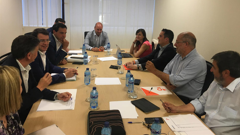 Negociación entre PP y Ciudadanos en Castilla y León (Foto: EP)