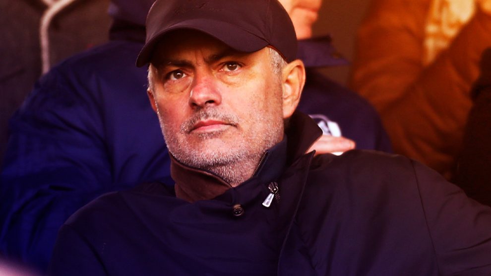 MOURINHO-interior