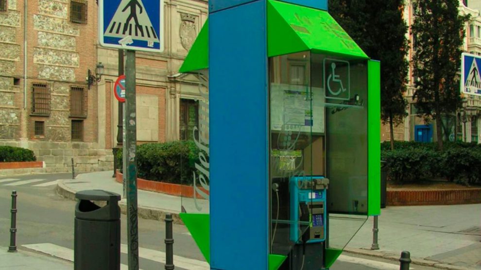 Cabina telefónica.