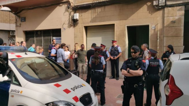 Operación policial por la detención de un hombre en Tarrasa en su implicación con la muerte de Mònica Borràs. Foto: Europa Press