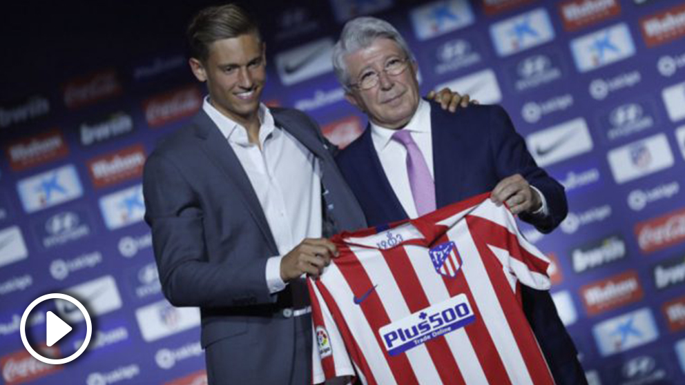 Marcos Llorente, durante su presentación como jugador del Atlético. (EFE)