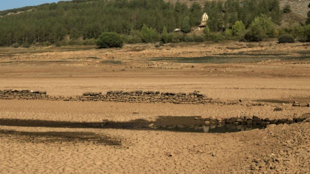 El turismo de sequía vuelve en verano: repuntan las visitas a los pueblos sumergidos de España