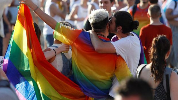 orgullo-gay-barcelona-2019-