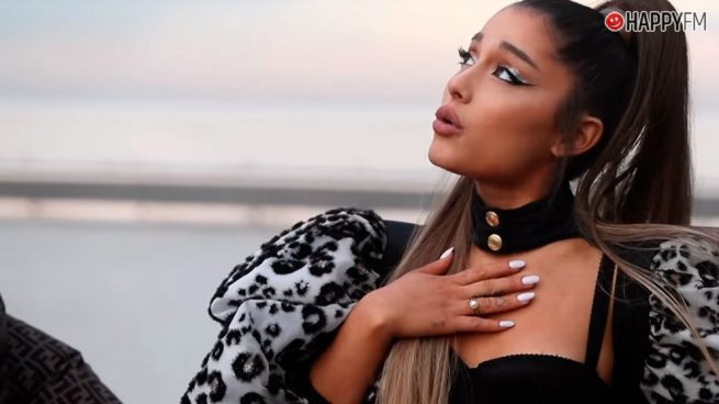 Ariana Grande ha mostrado públicamente su admiración a Jungkook (BTS)