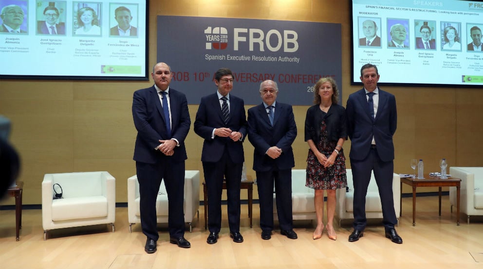 Almunjia, junto a Uría (KPMG), Goirigolzarri (Bankia), Delgado (BdE) y Fernández de Mesa (Rothschild&Co)