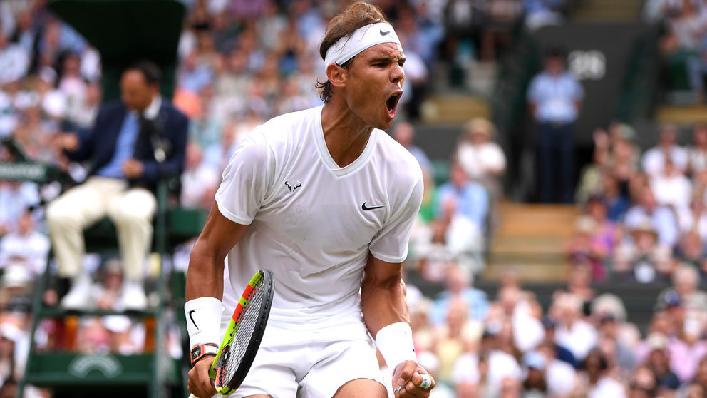 Nadal-celebra-uno-de-los-puntos-ante-Sam-Querrey-en-Wimbledon-(Getty)