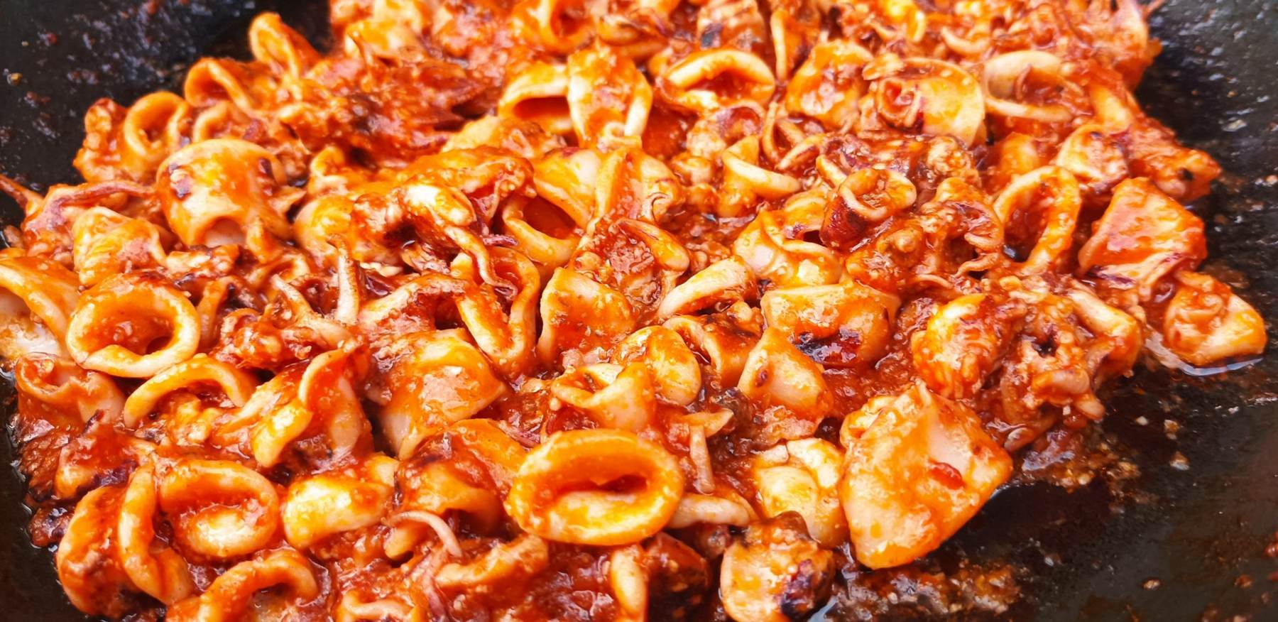 Calamares al estilo mediterráneo