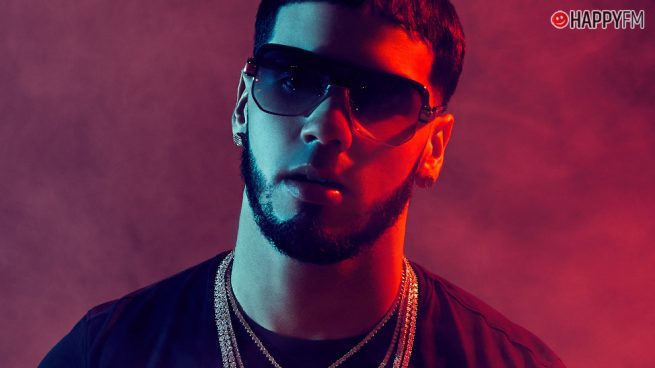 Anuel AA para un concierto, ¿por una supuesta infidelidad de Karol G?