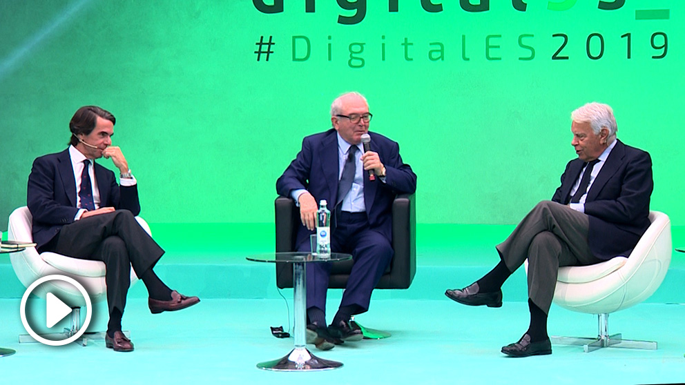 José María Aznar y Felipe González intervienen en un debate sobre economía digital