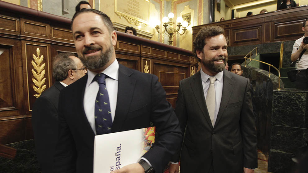 Santiago Abascal y Espinosa de los Monteros en el Congreso. (Foto: Francisco Toledo).