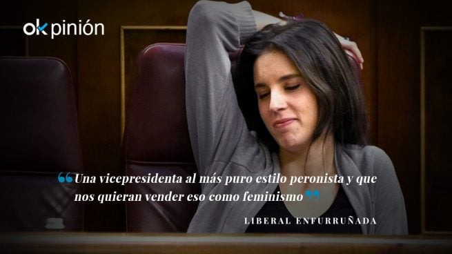 La becaria Irene Montero en el Consejo de Ministros