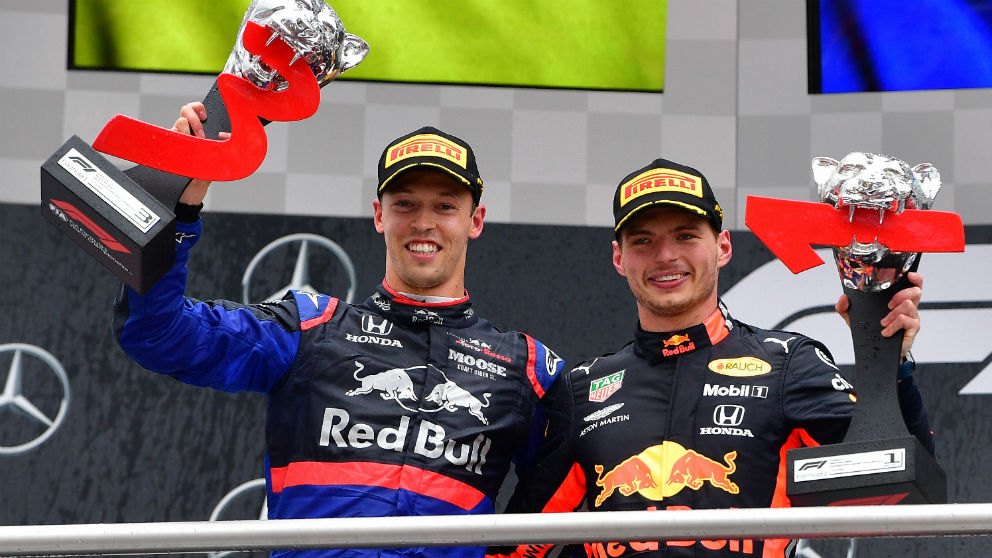 Kvyat y Verstappen subieron al podio en Alemania con dos coches con motor Honda. (AFP)