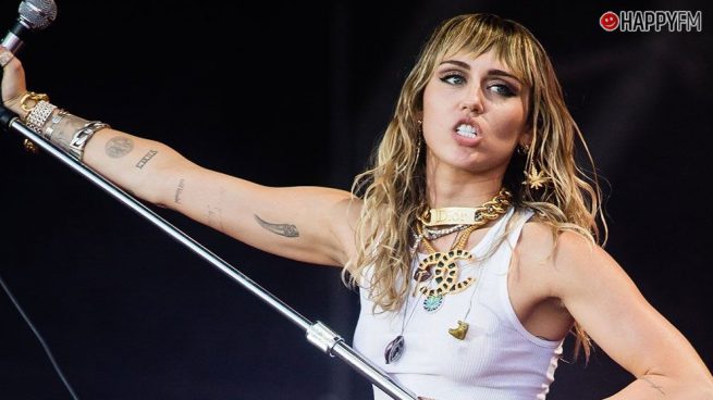 Miley Cyrus disfruta del verano con unos posados espectaculares en Instagram