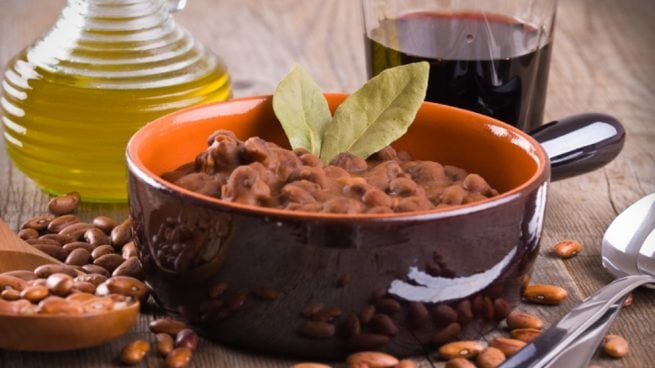 Receta de alubias pintas con vino tinto