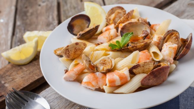 Receta de macarrones con almejas