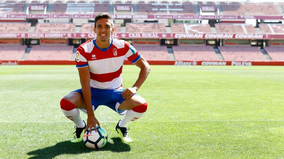 José Antonio Martínez, nuevo fichaje del Granada (@MartinezG8)