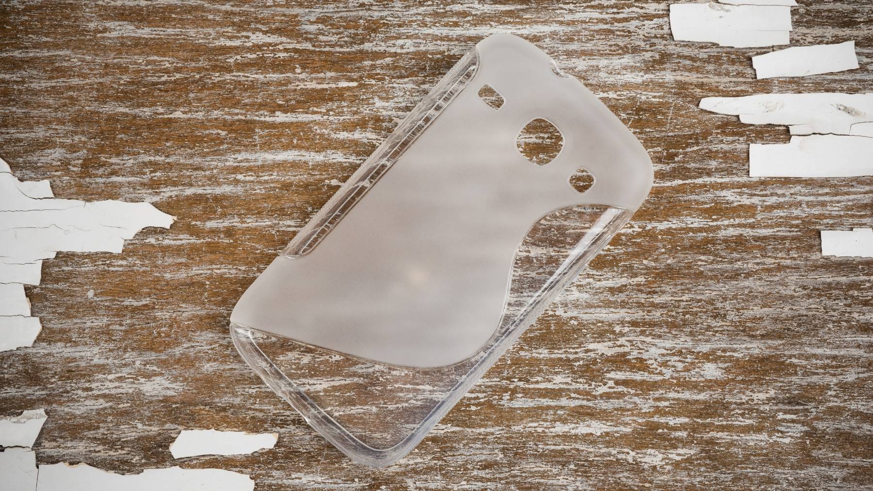 Cómo limpiar una funda de móvil transparente