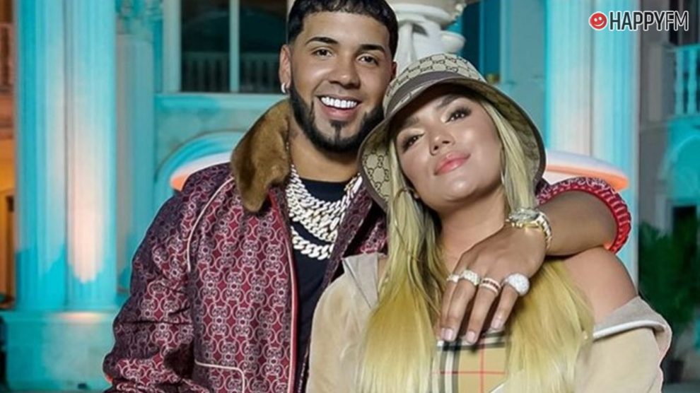 Anuel AA y Karol G revolucionan Instagram con esta imagen en España