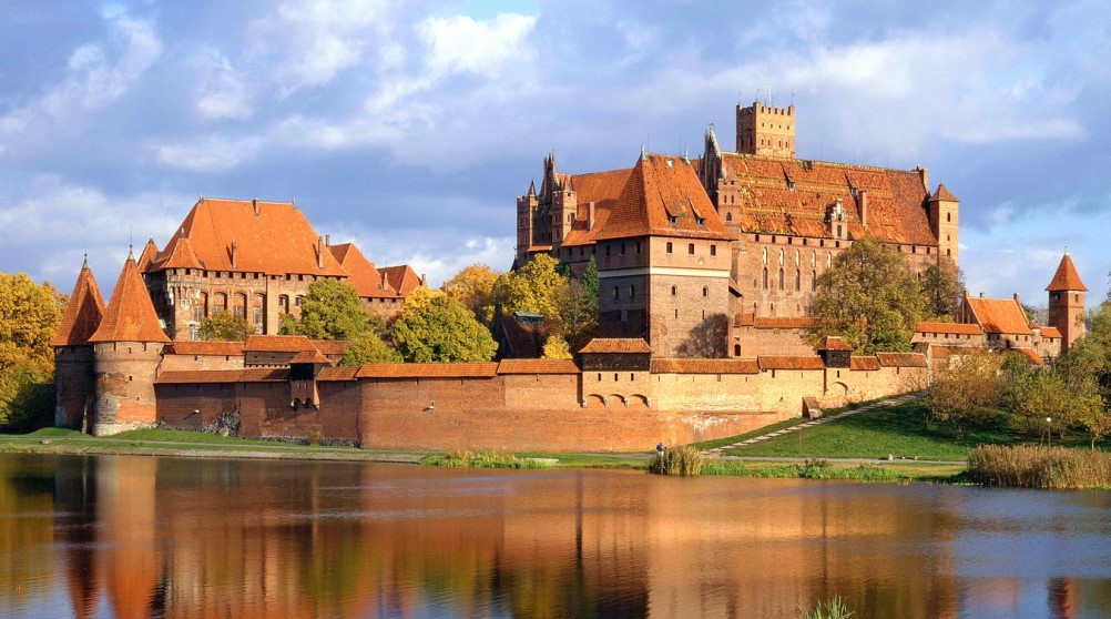 El castillo de mayor tamaño del planeta está en Polonia