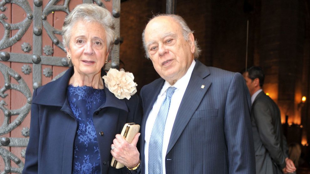 Jordi Pujol y Marta Ferrusola en una boda (Foto: Getty).