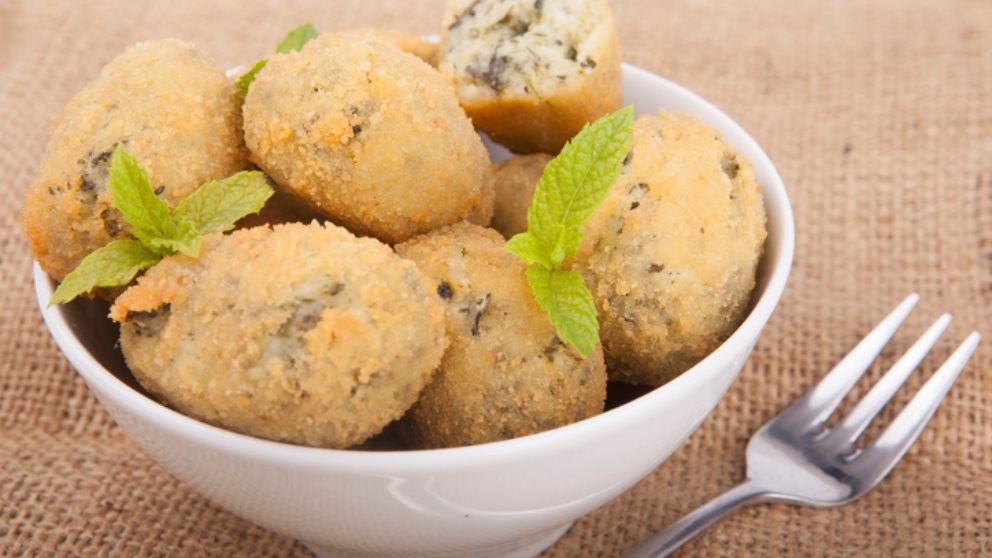 Croquetas de brócoli, bacon y jamón