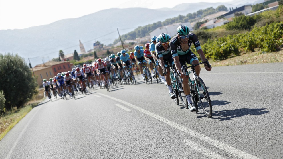 Clasificación de la etapa 2 de hoy domingo 25 de agosto de la Vuelta a España.