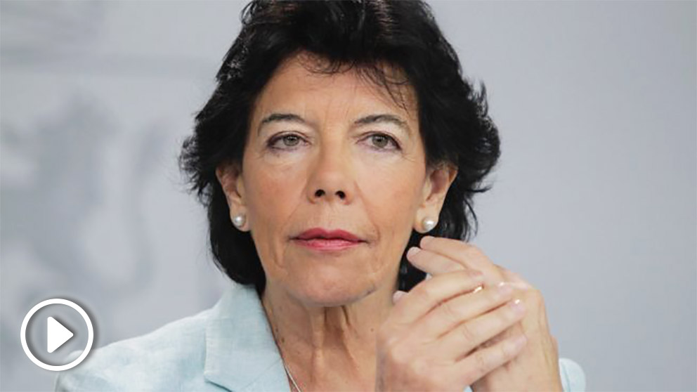 La ministra portavoz, Isabel Celaá, durante la rueda de prensa del Consejo de Ministros. Foto: Francisco Toledo