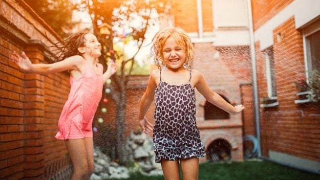 amueblar y decorar una terraza para niños