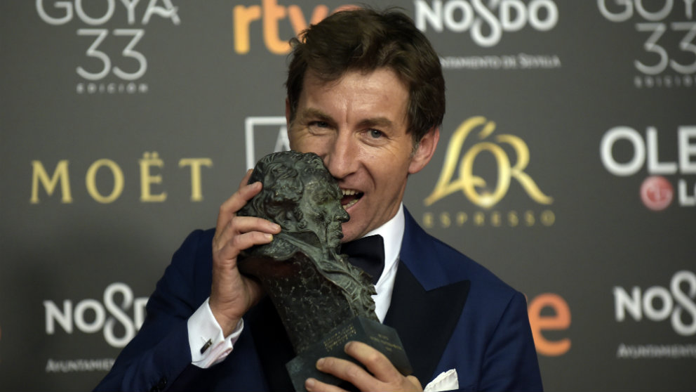 Antonio de la Torre con el Goya (AFP)