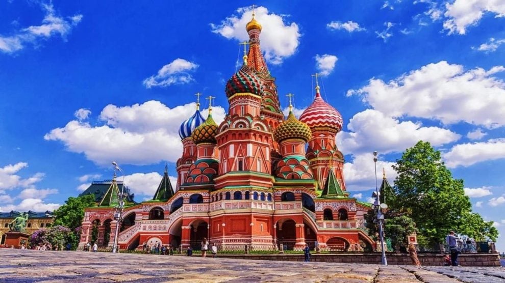 La principal catedral moscovita es sin duda original y muy bonita