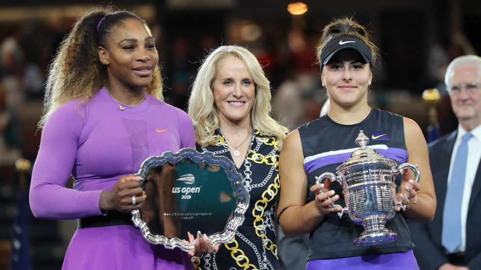 Serena Williams y Bianca Andreescu. (Getty)