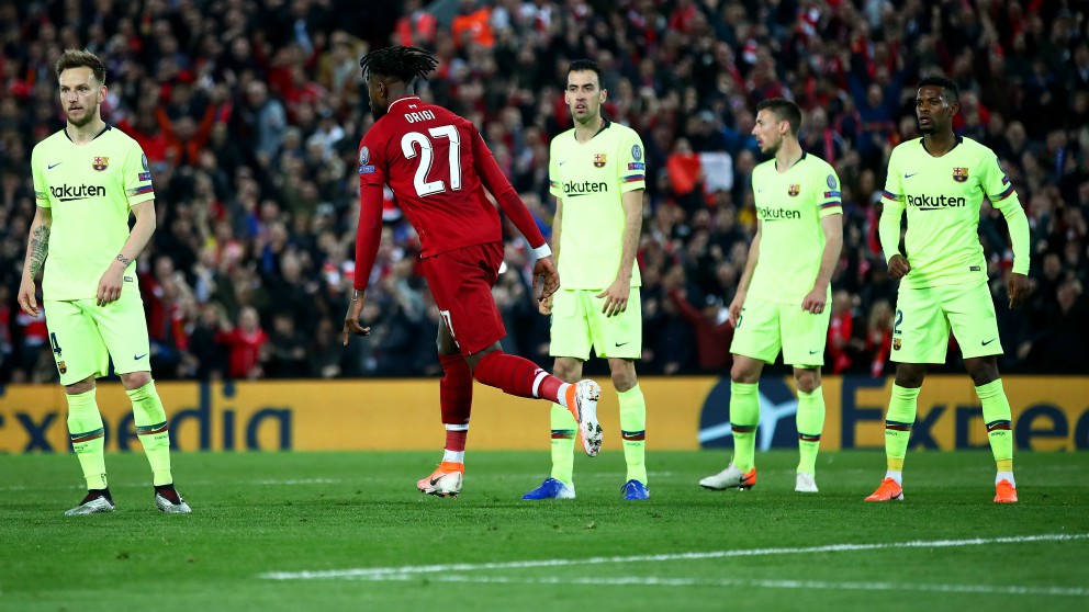 Divock Origi celebra el gol del Liverpool que eliminó al Barcelona de la Champions League. (Getty)