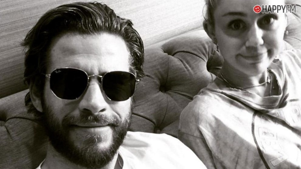 Liam Hemsworth se enteró de esta manera de su ruptura