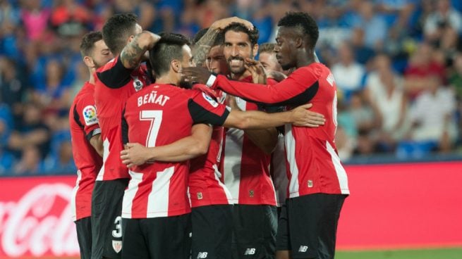 Los jugadores del Athletic celebran un gol