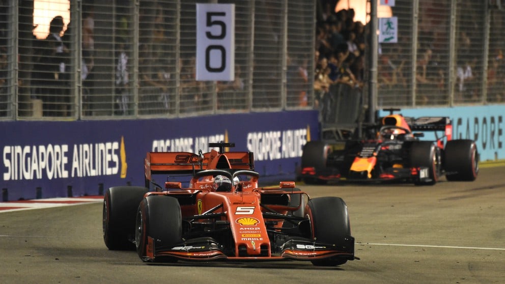 Vettel se llevó la victoria en el Gran Premio de Singapur de Fórmula 1. (AFP)