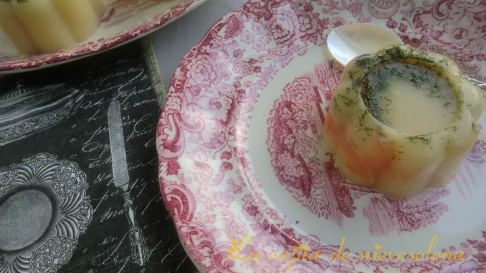 Receta de Huevos en gelatina