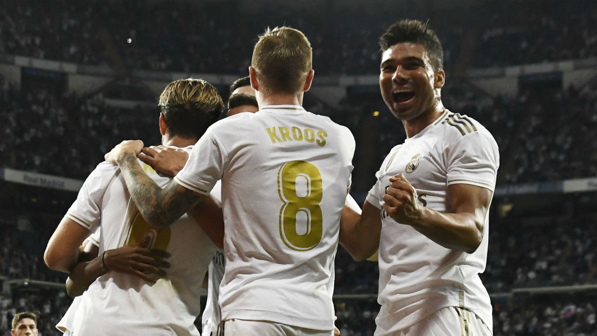 Los jugadores del Real Madrid celebran un gol ante Osasuna (AFP).